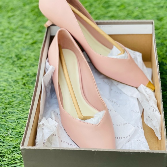 Brand new Charles and keith heels - Picture 3 of 5